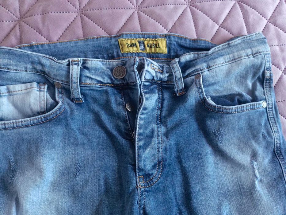 Мъжки дънки слим модел