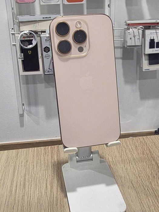Apple Iphone 16 pro 128GB Desert Titanium - Garantie 12 luni