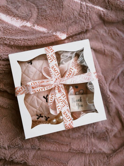 Подарочный бокс