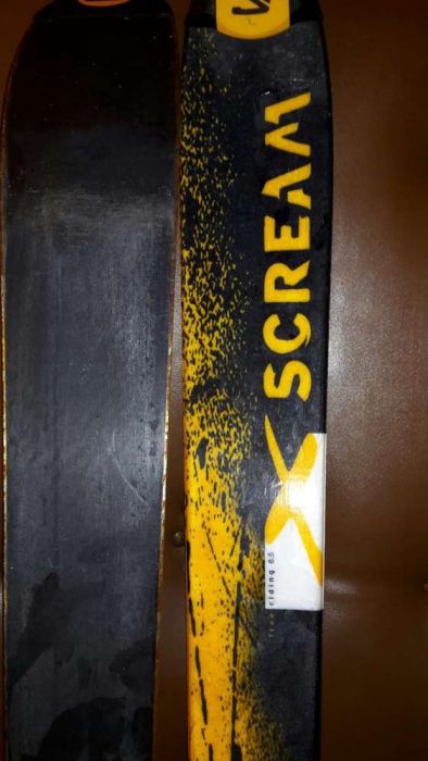 Vând schiuri Salomon 190cm