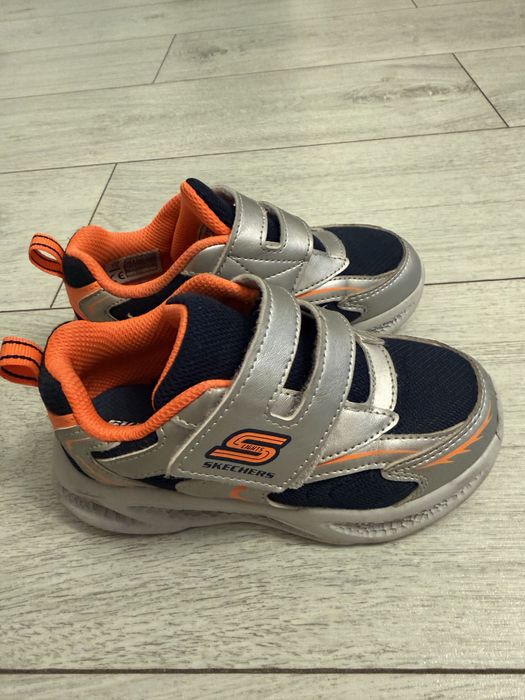 Adidasi skechers marimea 26