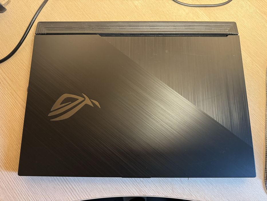 Asus ROG G712L, 17.3", i7 10750H, RTX 2060, 16 GB RAM