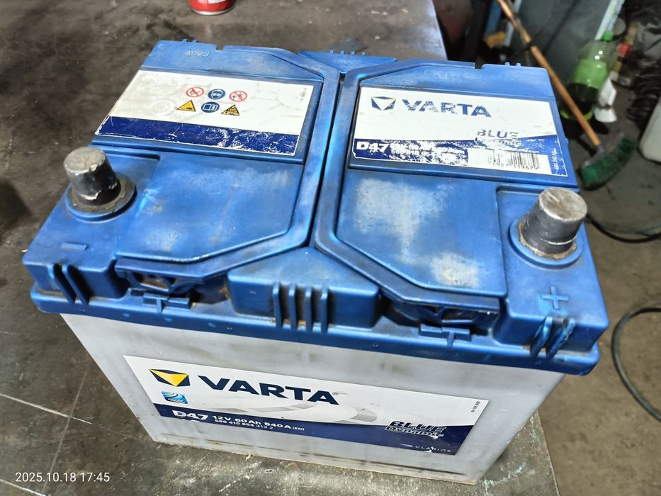 Baterie VARTA 60Ah,este folosita doar 2 ani