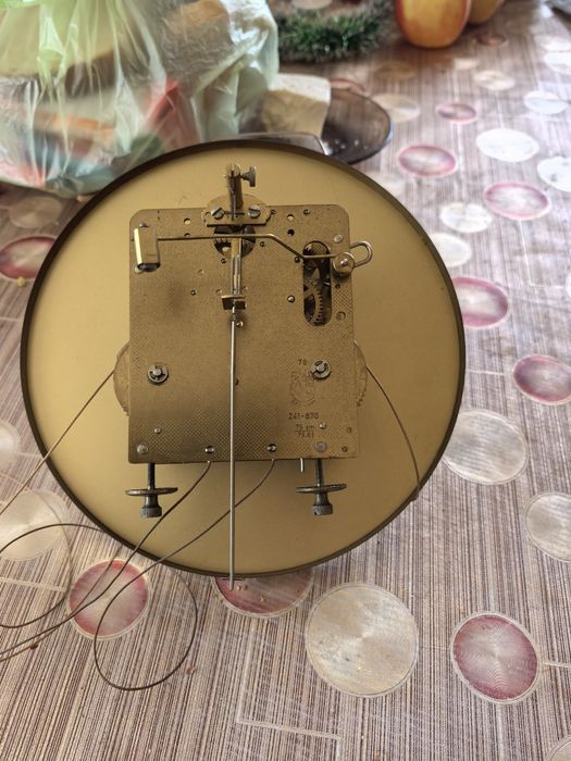 Немски часовник ОГРОМЕН