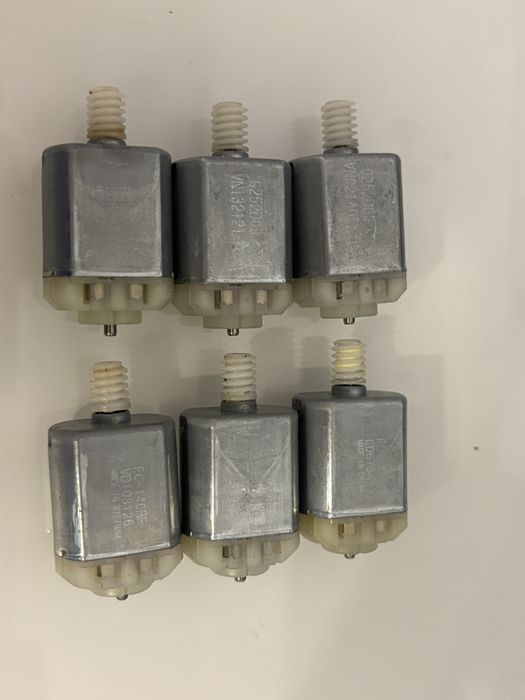 Мототорче FC-140RF за странични огледала БМВ Х5 Х6 Е70 Е71