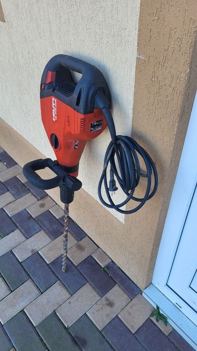 Demolator profesional Hilti TE 700 AVR