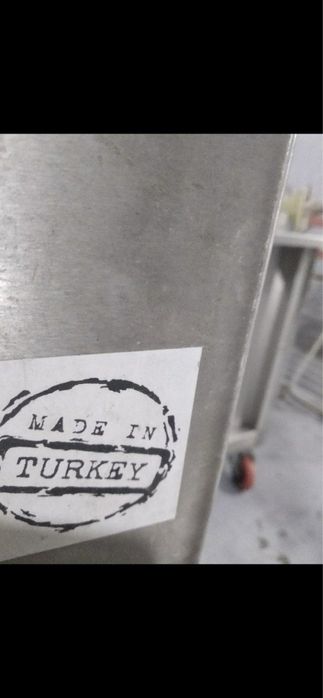 ПРОДАЁТСЯ  Упаковичны Фвсовичны Тара плостикивы апарат 12 500 d