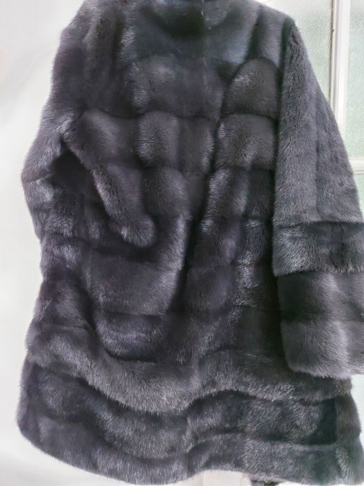 Срочно срочно срочно продам шубу