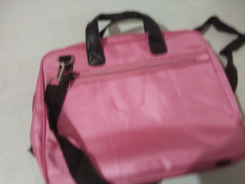 чанта (калъф) за лаптоп