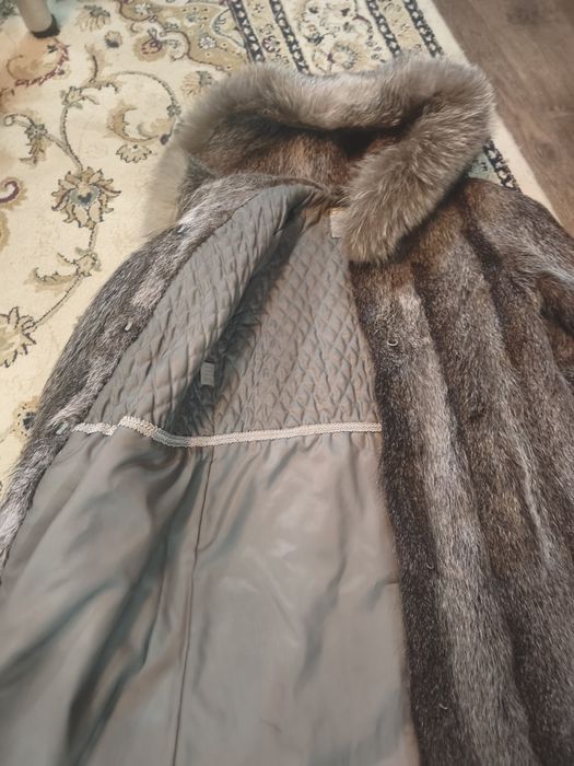 Продам нутриевую шубу.