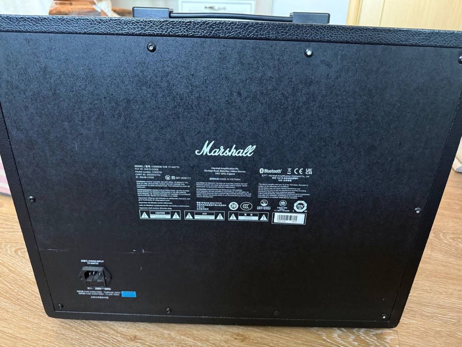 Гитарный комбоусилитель Marshall CODE 50