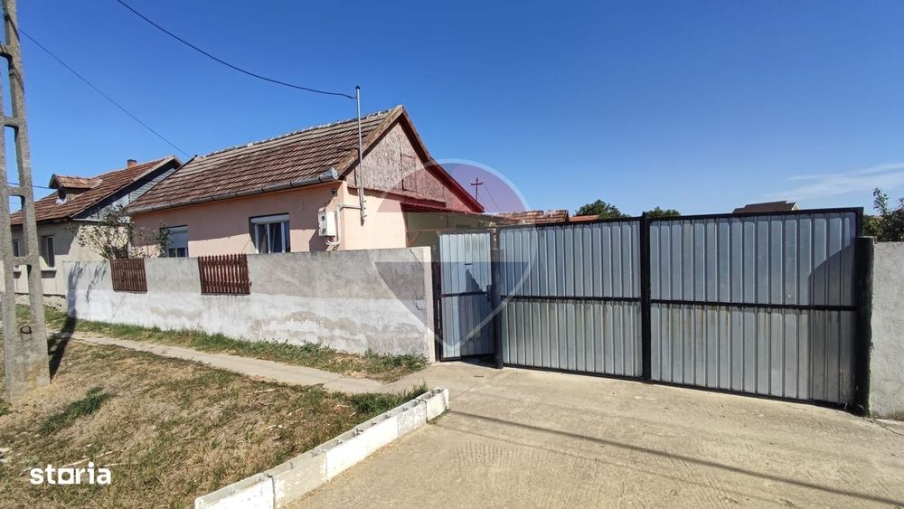 Casă renovata cu 2 camere de vânzare 25 km de Oradea, Salard