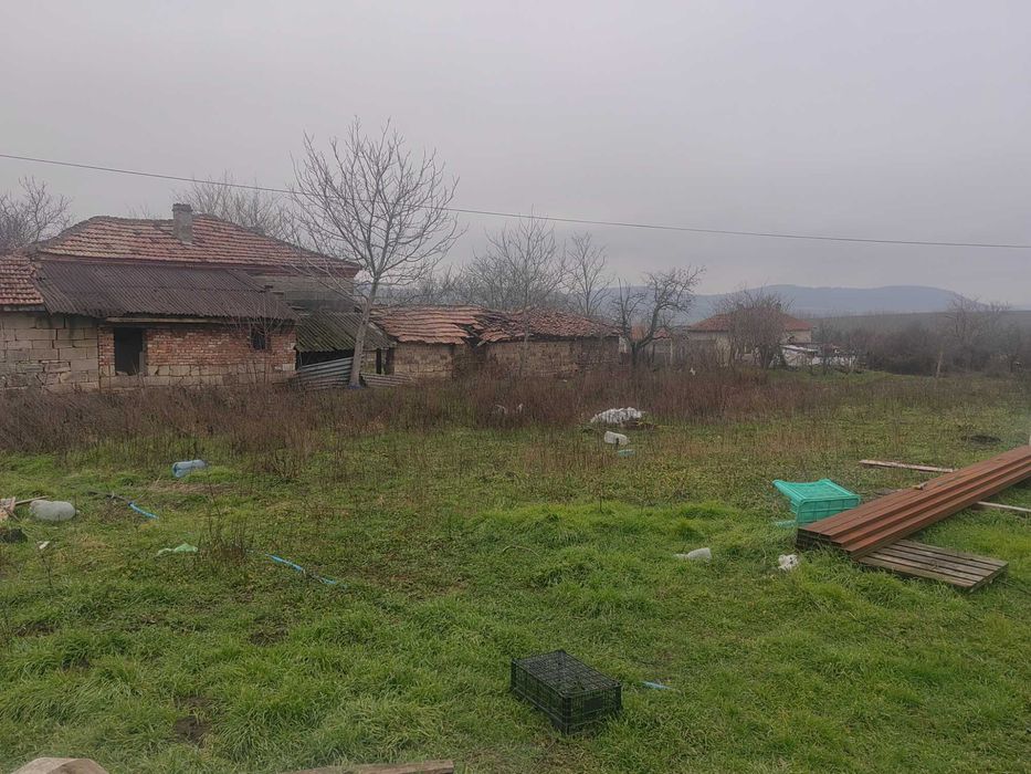 Продава се Парцел в Провадия - 1000 кв.м за 18 €/кв.м - Снимка #2