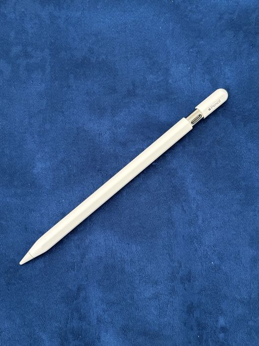 Apple iPad  4 Гб/256 Гб синий