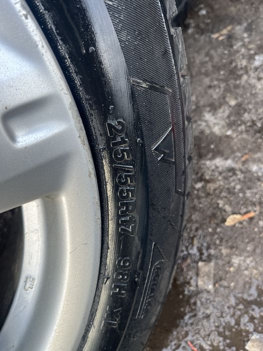 Продается шина вместе дисками комплекте
