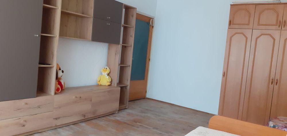 Inchiriez apartament 2 camere