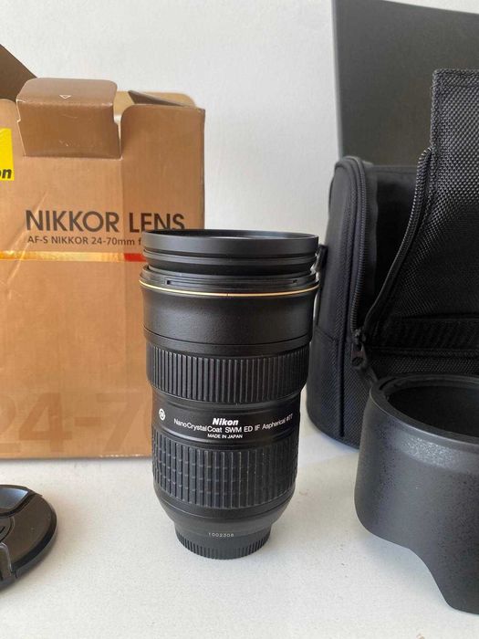 обектив AF-S Nikkor 24-70mm f/2.8 G ED