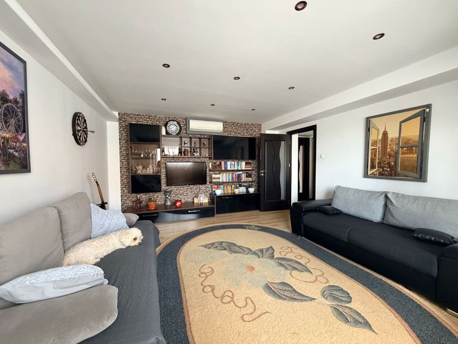 Apartament 3 camere decomandat