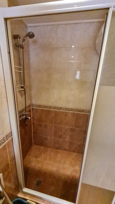 Дава се под наем Тристаен апартамент в Пирдоп - 100 кв.м за 500 € - Снимка #19