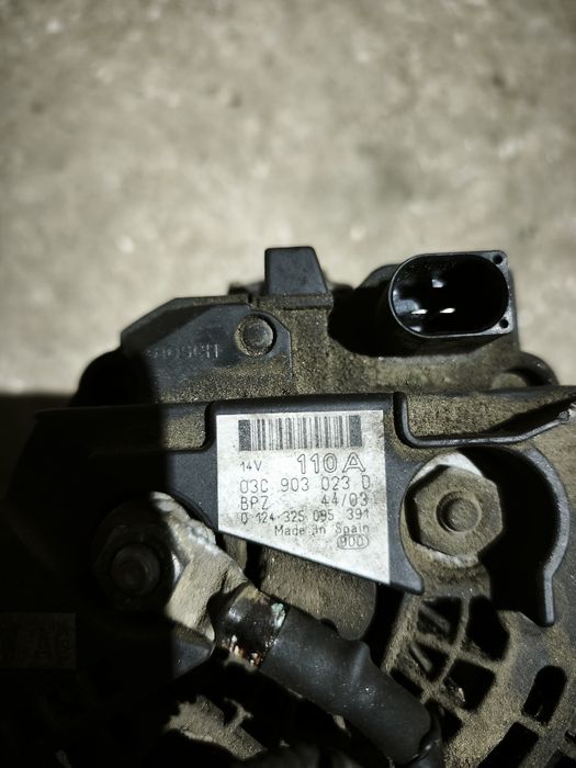 Alternator golf 5 1.6 BAG 110A BOSCH