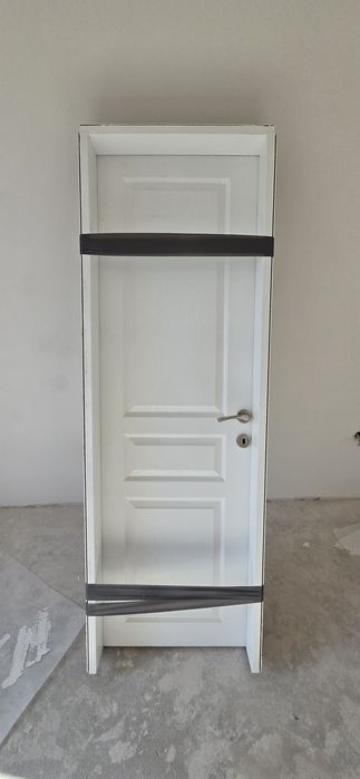 Интерирорна врата