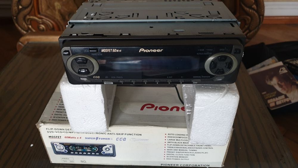 Продается CD магнитола PIONEER DEH X-1650  UB