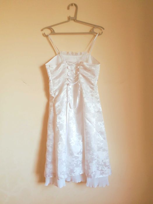 Нарядное белое платье для девушки, рост 160-175