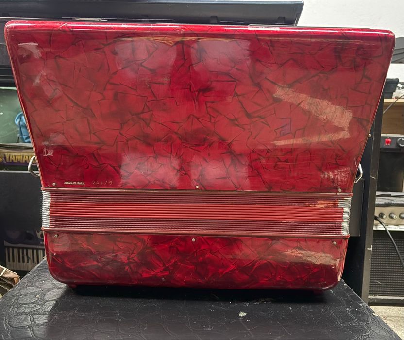 Acordeon italian Frontallini cu 120 de basi