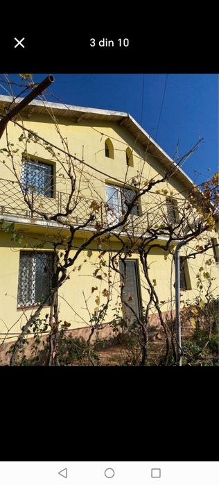 Vând casă în sat Găgeni Prahova.teren 750 m pătrați
