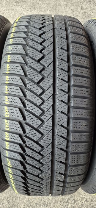 4 anvelope iarna ca si noi Continental 235/55/17.Pretul este pe bucata