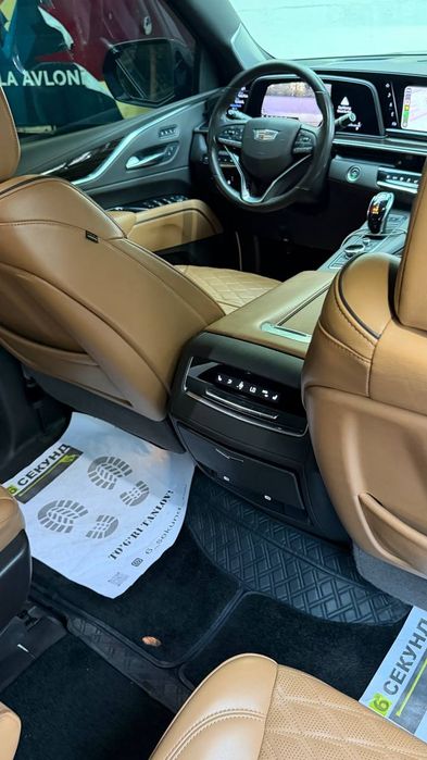 CADILLAC ESCALADE 600   Насия. савдога. берилади