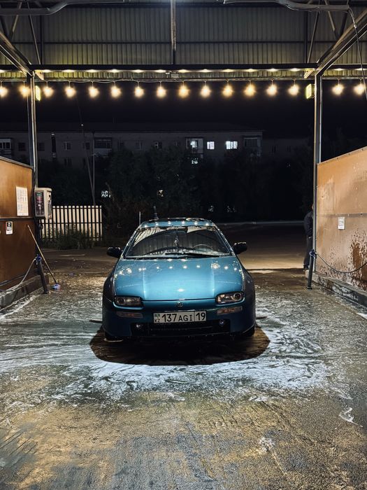 Продам Мазда 323f