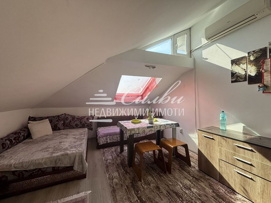 Дава се под наем Едностаен апартамент в Шумен, Военно училище - 28 кв.м за 229.5 € - Снимка #1