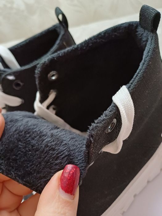 Кецове ,, адидас,,