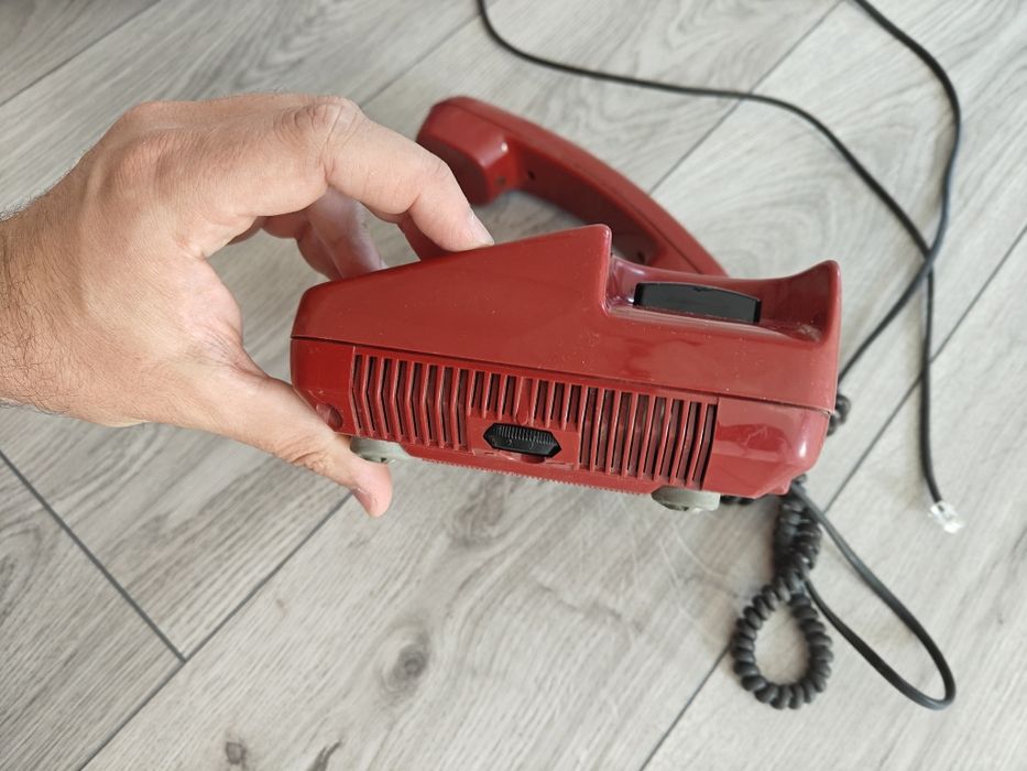 Vand telefon fix cu butoane