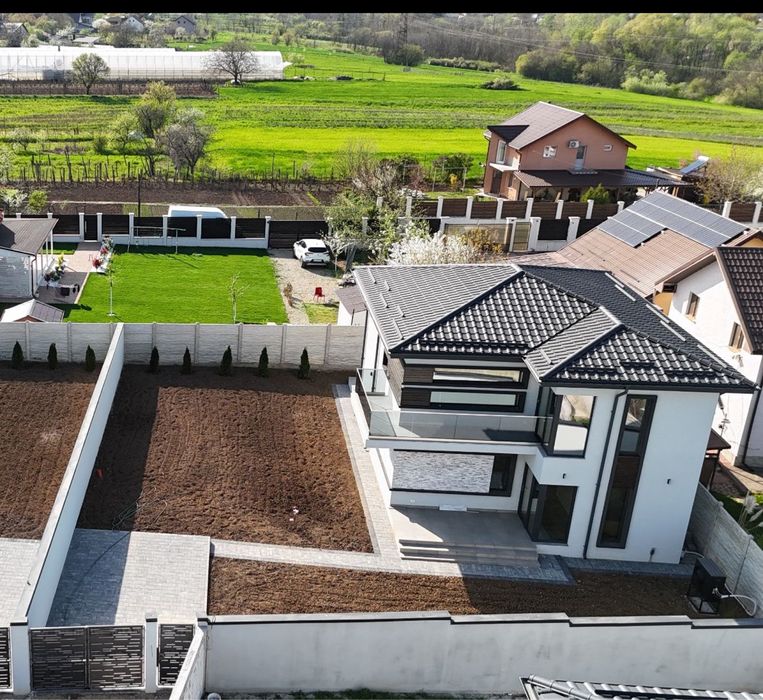 Casa Albesti teren 600m