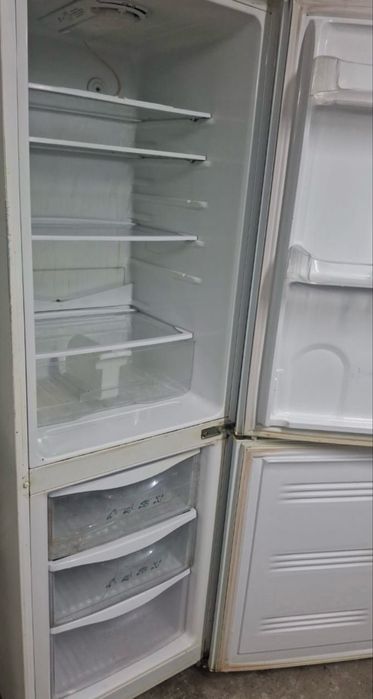 Холодильник samsung