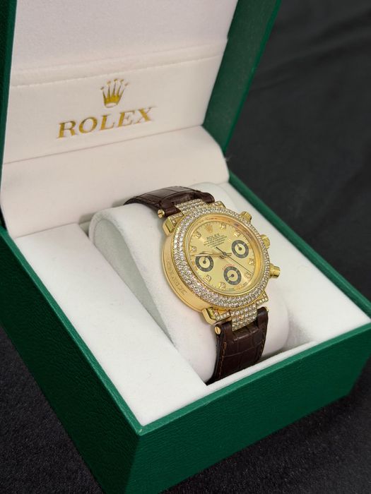 Золотые часы ROLEX