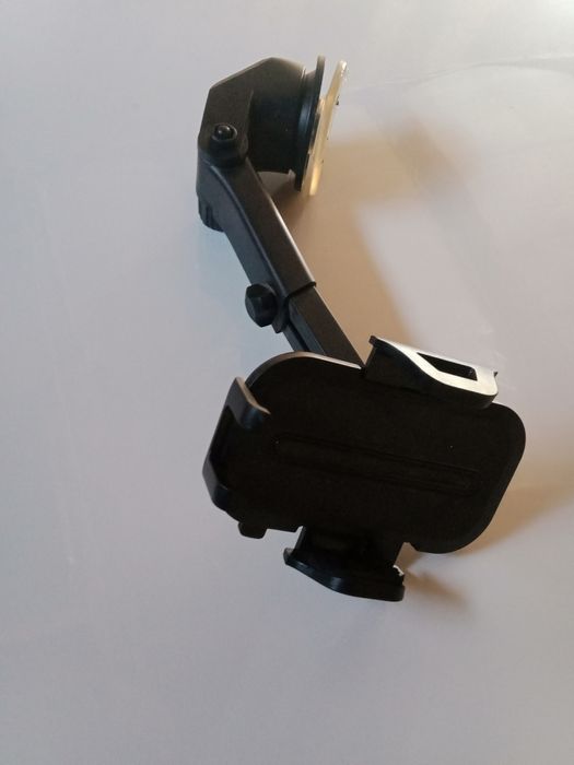 Телефон подставка для автомобиля