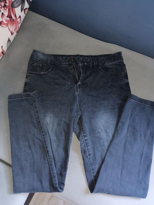 Дамски дънки ,размер 38