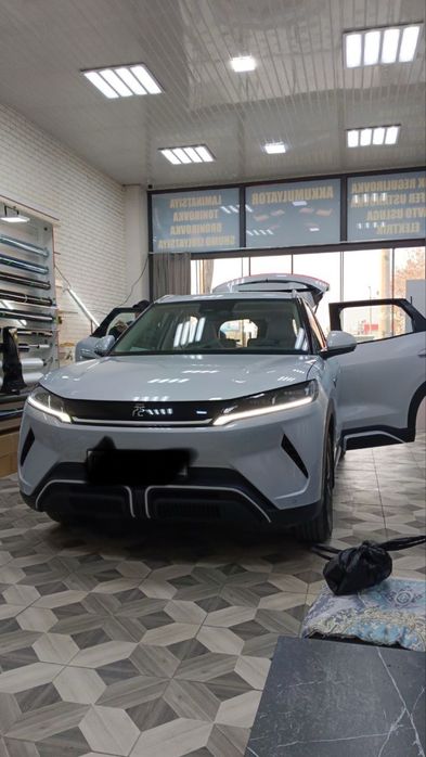 BYD Yuan UP + dop opciya