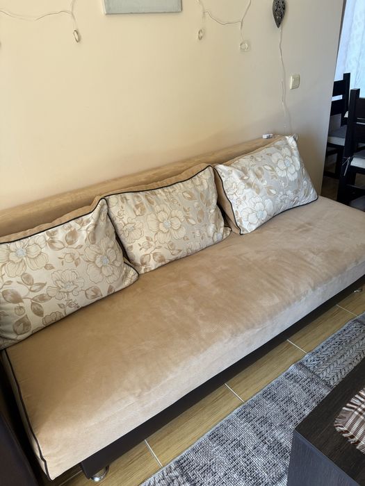 Диван с ракла