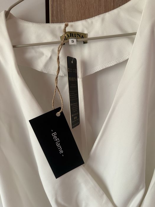 Бяла официална рокля размер S