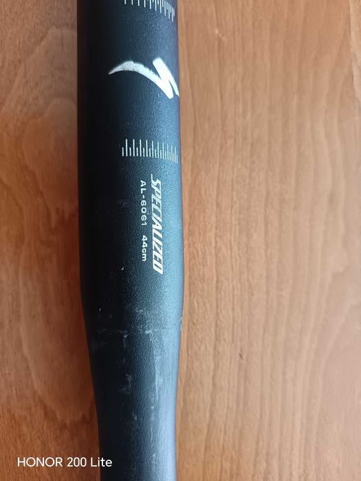 Шосейно кормило Specialized