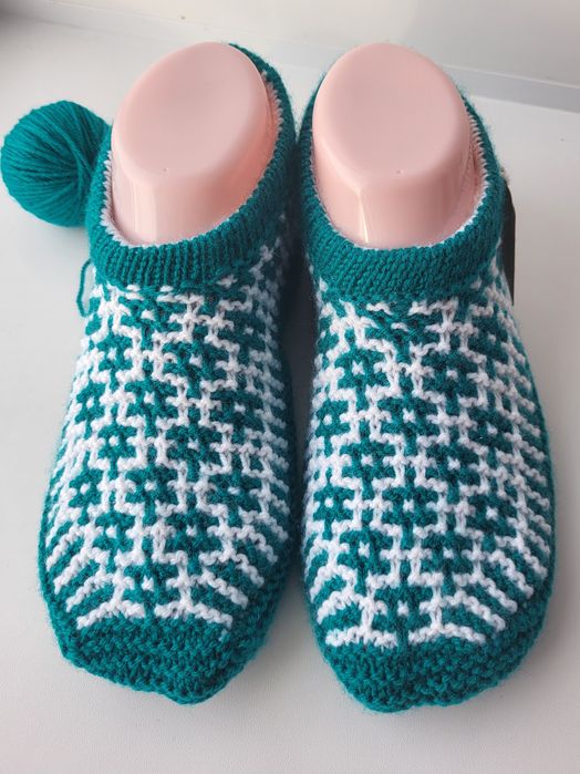 Вязанные тепленькие следки.