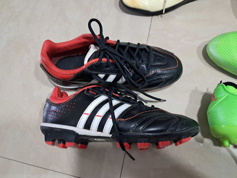 Ghete fotbal cu crampoane 35