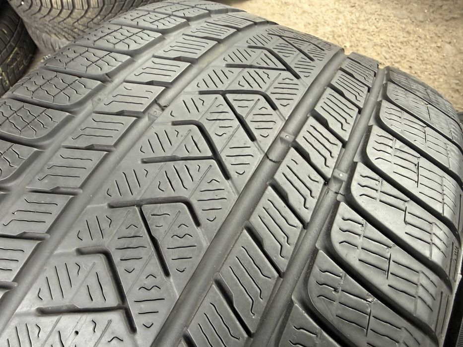 4x Anvelope iarna 305/35 r21 M+S - Pirelli Sotto Zero 3
