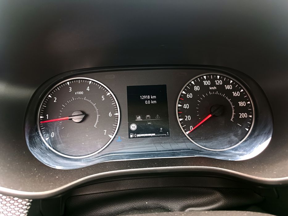 Dacia Logan an 2015 luna 12 AVARIAT