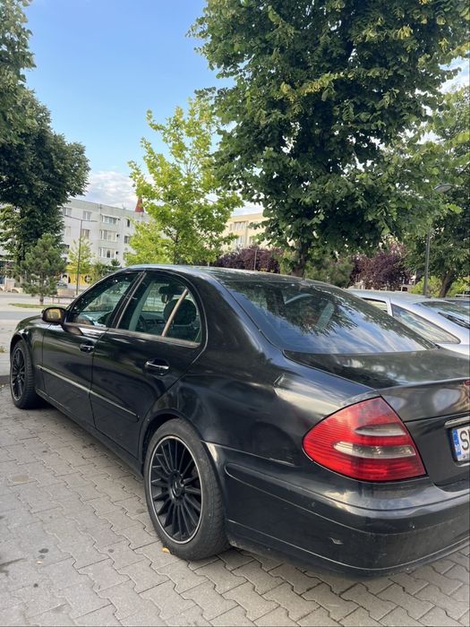 Dezmembrez sau intreg