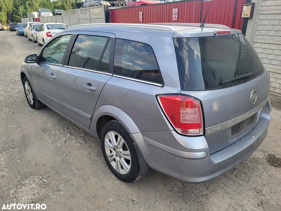 Usa dreapta fata /Usa dreapta spate/Geam usa/Macara geam Opel Astra H